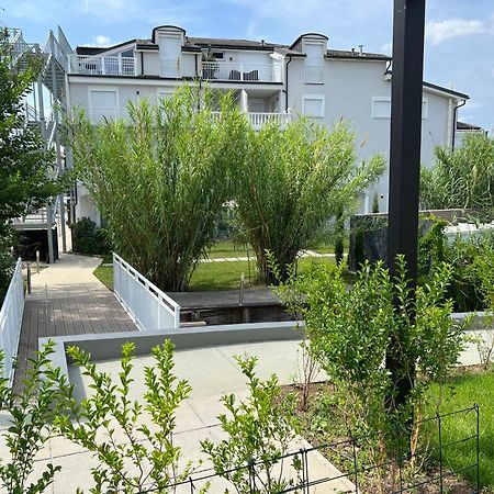 25H Spa-Residenz Best Sleep Privat Garden & Pools Neusiedl am See Exterior foto