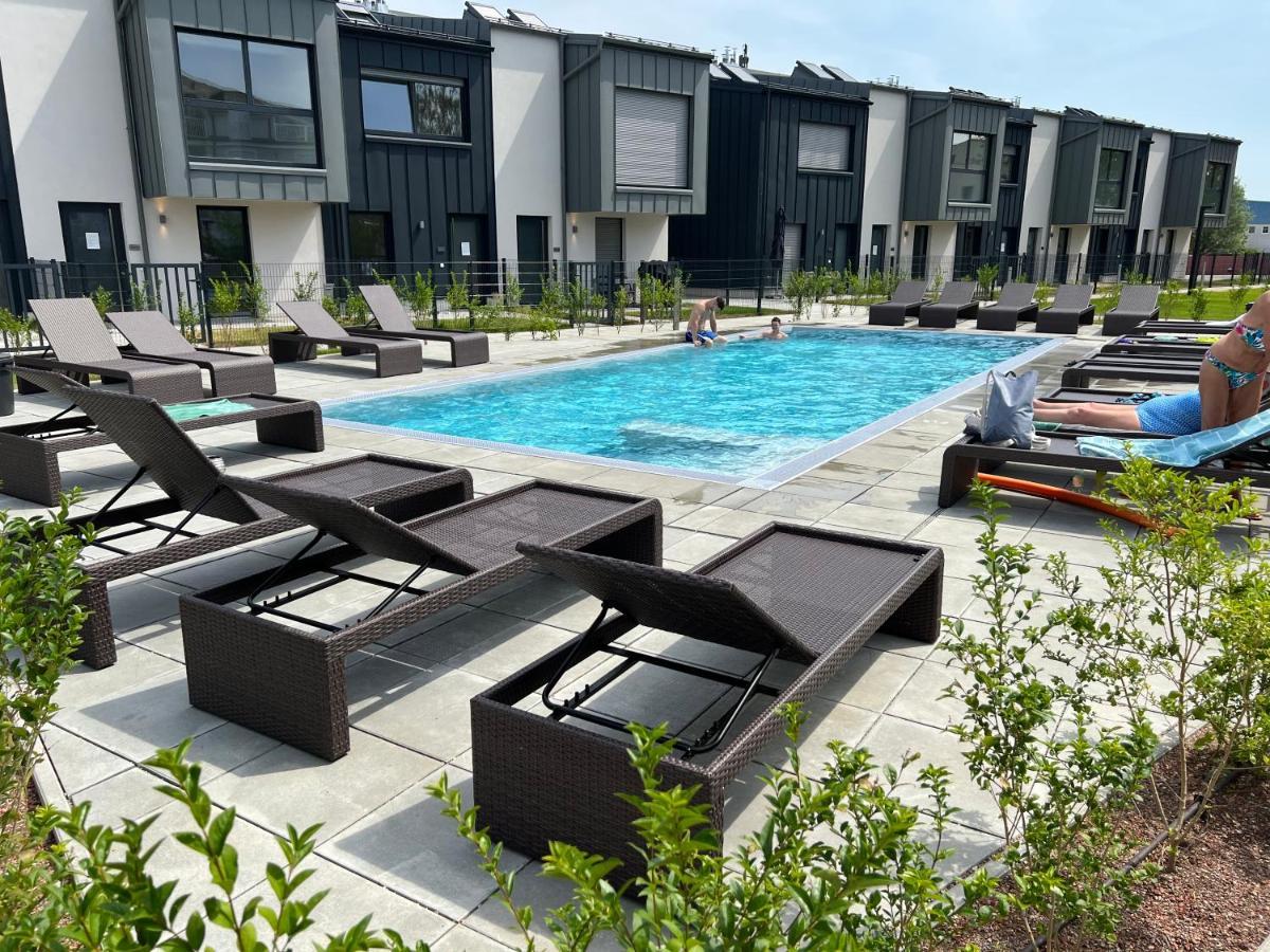 25H Spa-Residenz Best Sleep Privat Garden & Pools Neusiedl am See Exterior foto
