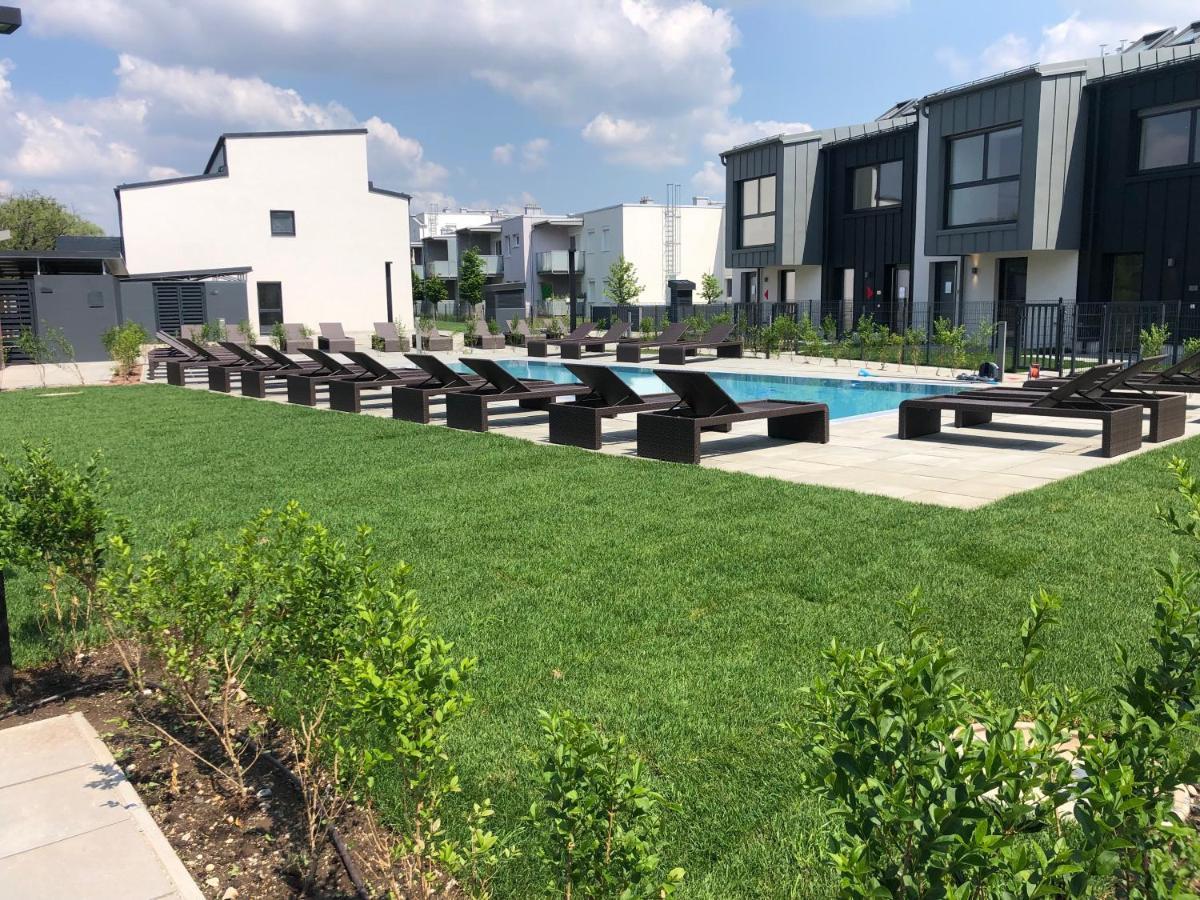 25H Spa-Residenz Best Sleep Privat Garden & Pools Neusiedl am See Exterior foto