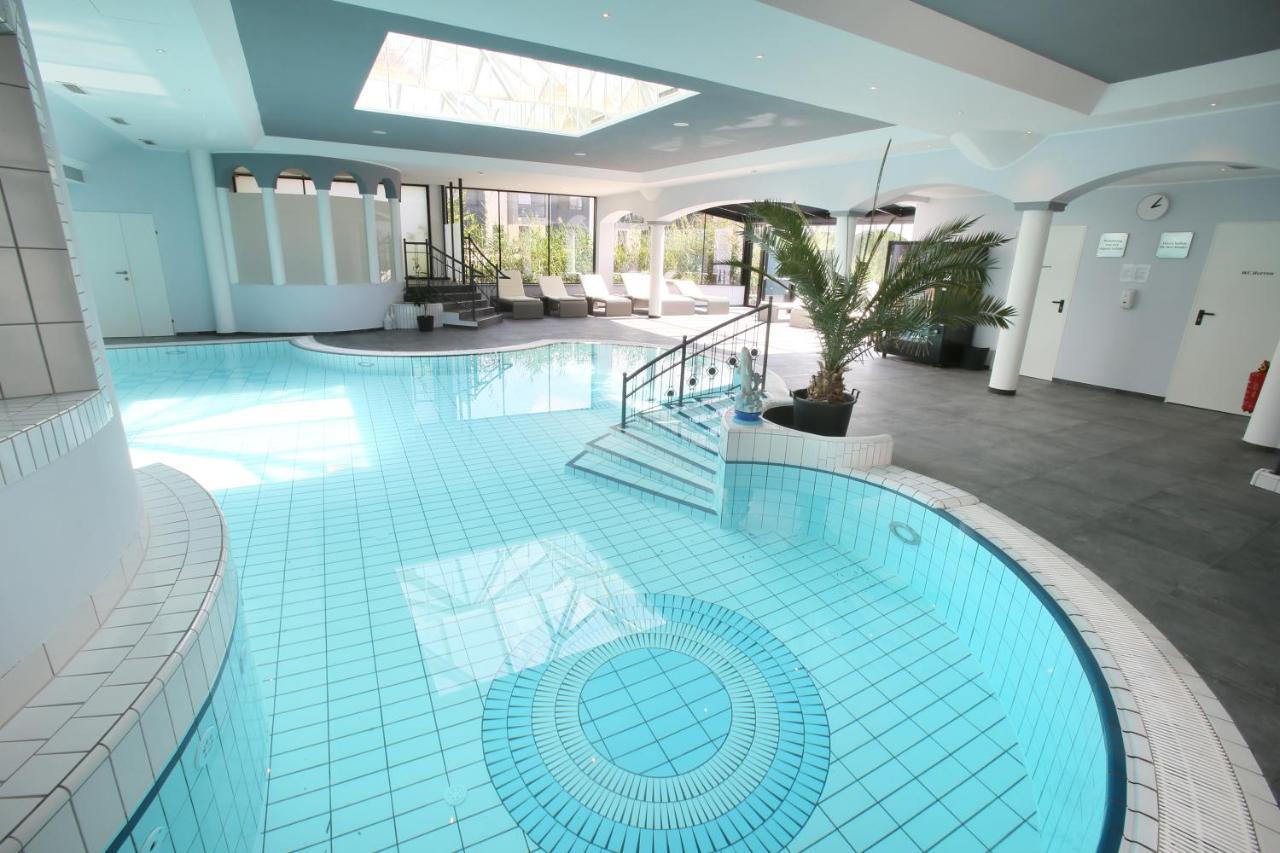 25H Spa-Residenz Best Sleep Privat Garden & Pools Neusiedl am See Exterior foto