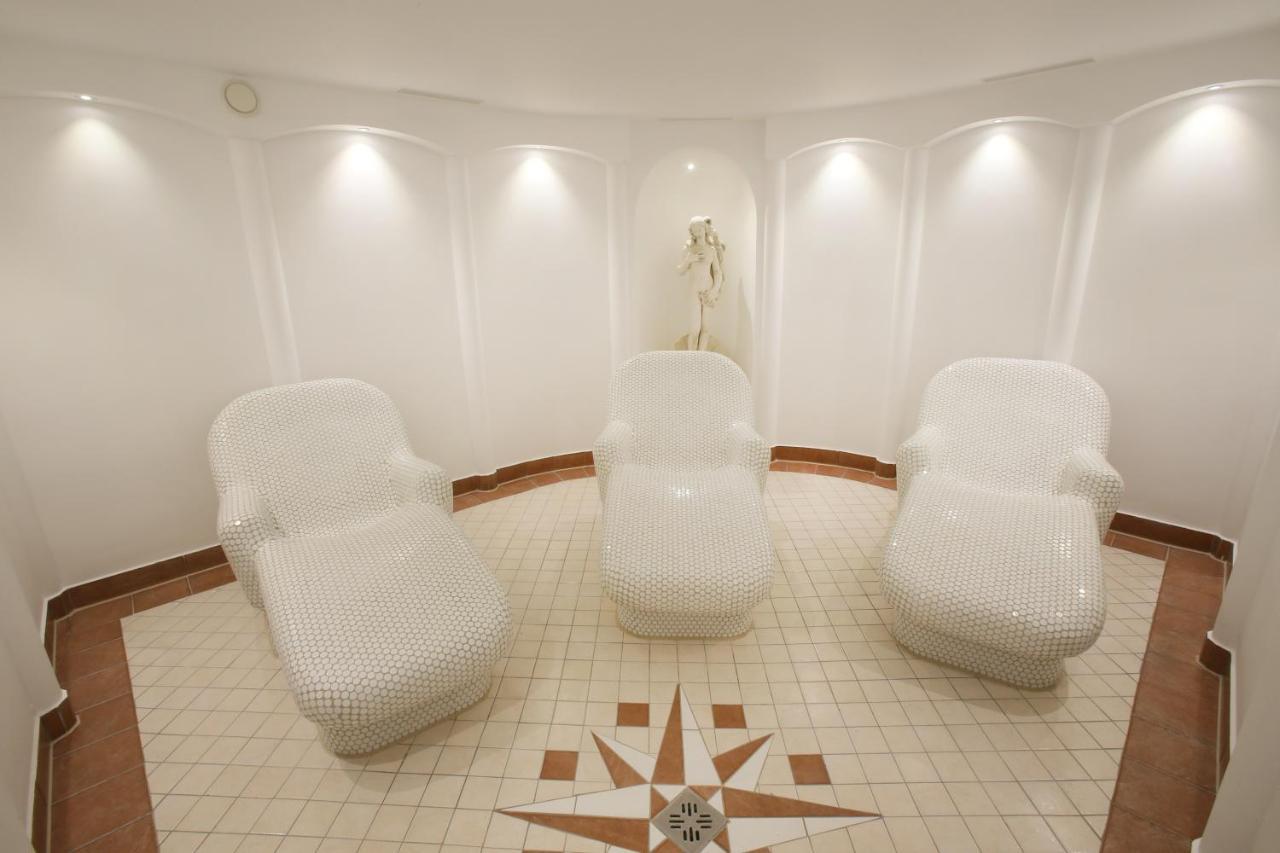 25H Spa-Residenz Best Sleep Privat Garden & Pools Neusiedl am See Exterior foto