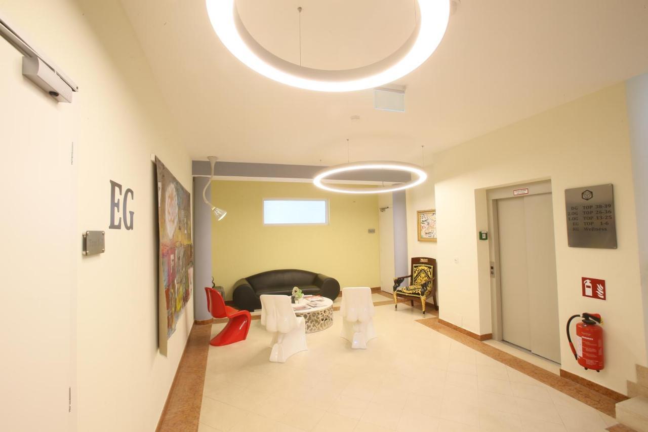 25H Spa-Residenz Best Sleep Privat Garden & Pools Neusiedl am See Exterior foto